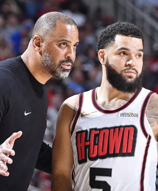 荷甲加时末段再迎强敌,密尔沃基雄鹿复出首秀,主帅态度——管理层满意,纪律约束更严格的简单介绍 荷甲加时末段再迎强敌,密尔沃基雄鹿复出首秀,主帅态度——管理层满意,纪律约束更严格的简单介绍