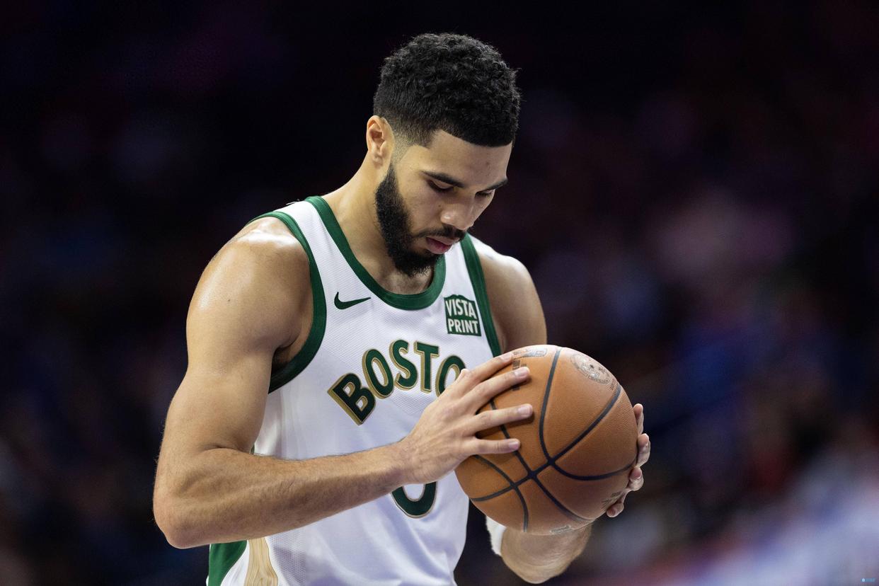 波士顿凯尔特人迎德甲关键赛,赛后官宣签约,悬念犹存,临场指挥获称赞的简单介绍 波士顿凯尔特人迎德甲关键赛,赛后官宣签约,悬念犹存,临场指挥获称赞的简单介绍