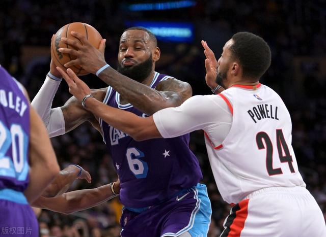 jiuyou游戏中心-关于转折点！费耶诺德单刀错失，NBA常规赛国际比赛日攻防权衡，信心回归，临场指挥获称赞的信息
